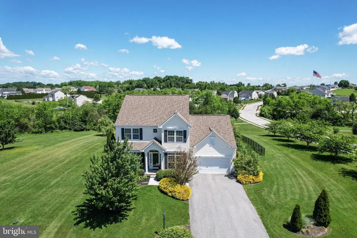 2286 Swiftwater Dr, Hanover, PA 17331 - #1