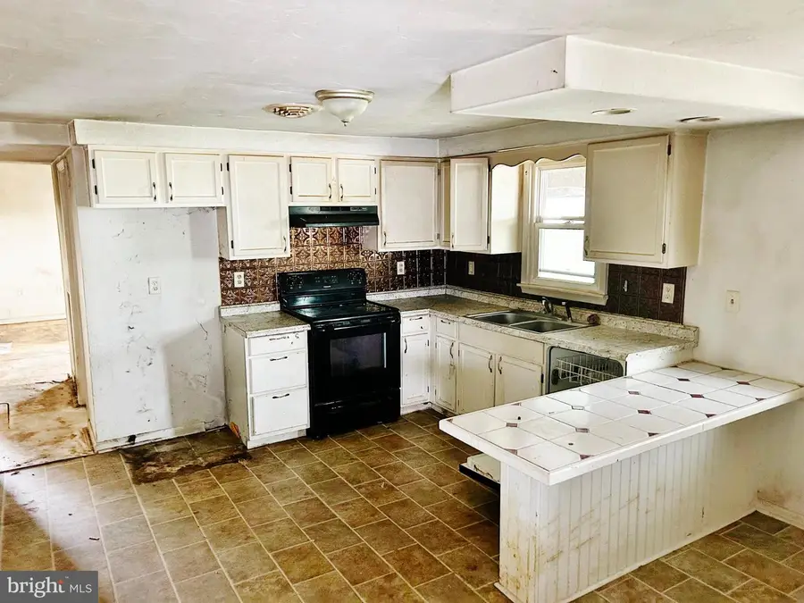 2311 Log Cabin Rd, York, PA 17408 - #2