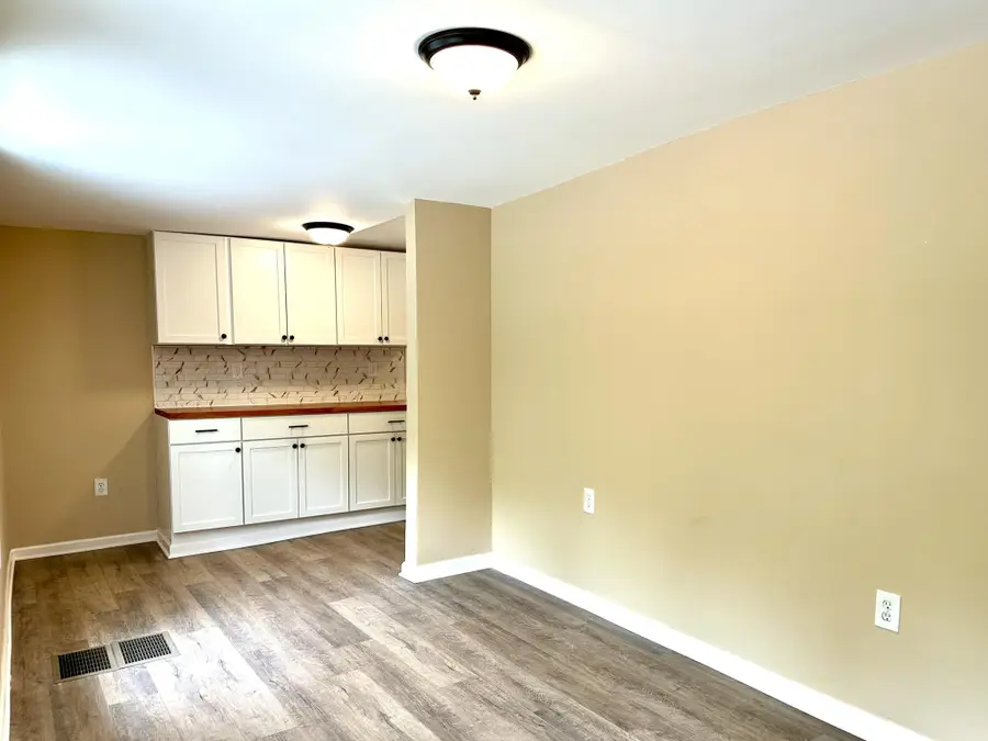 645 Park St, Manchester, PA 17345 - #3