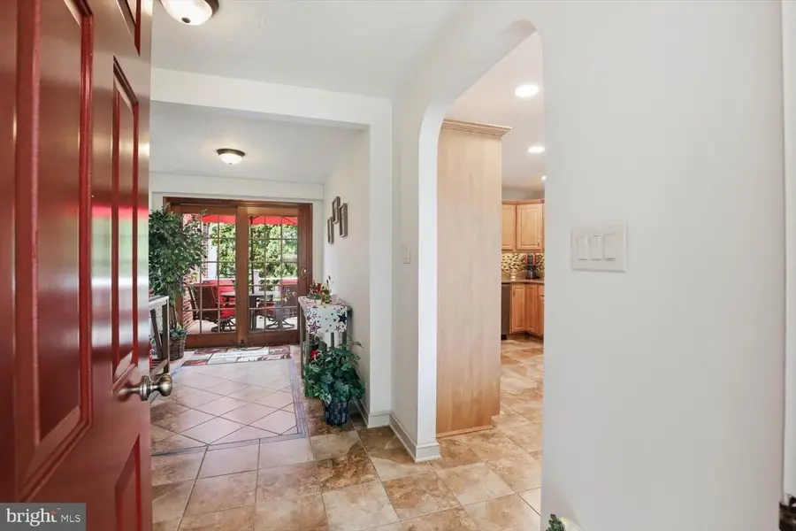 251 S Vernon St, York, PA 17402 - #3