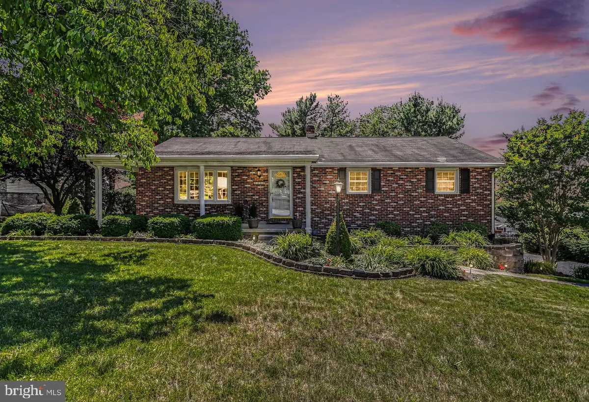 150 Maylyn Ave, Dallastown, PA 17313 - #1