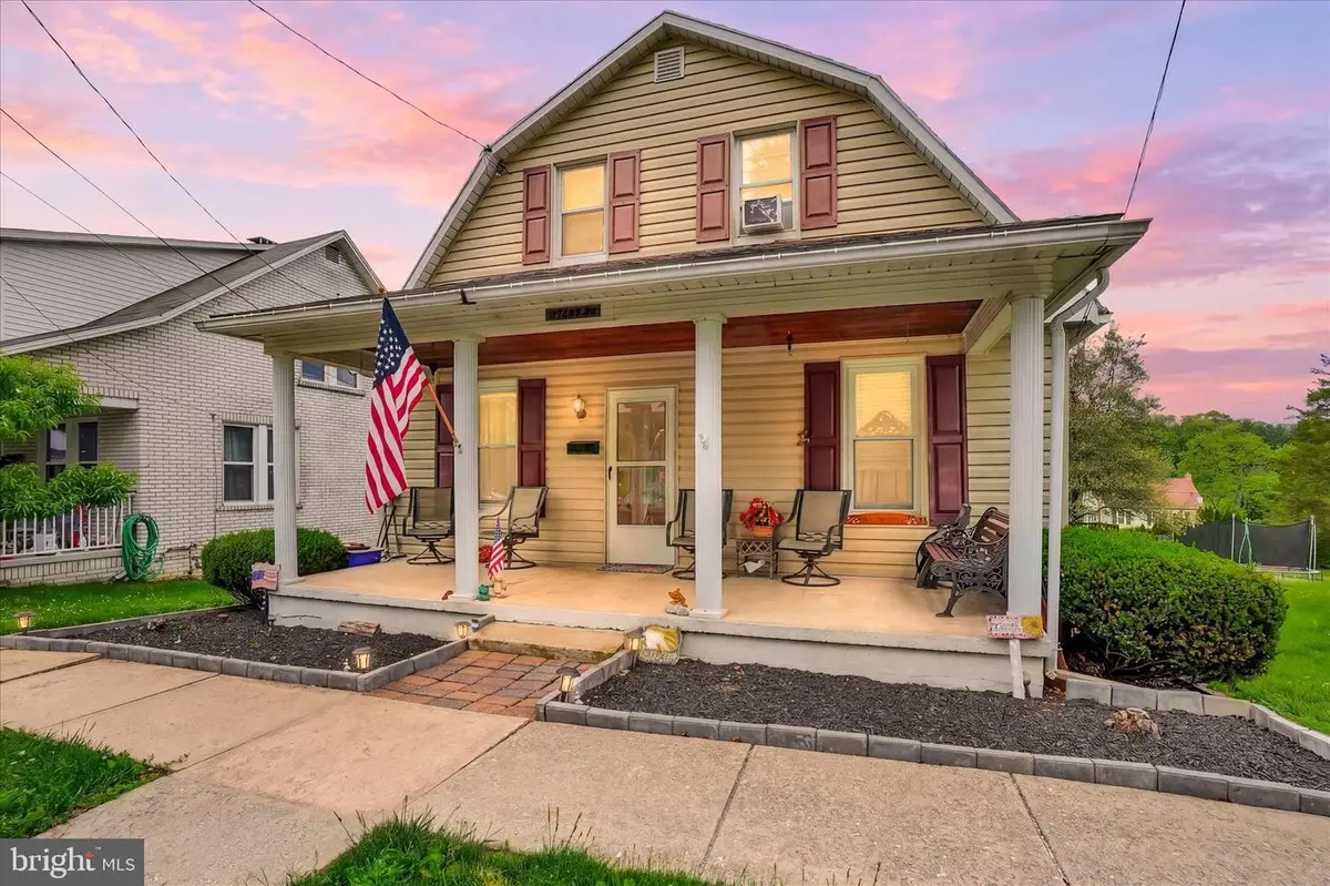44 Glen Ave, Glen Rock, PA 17327 - #1