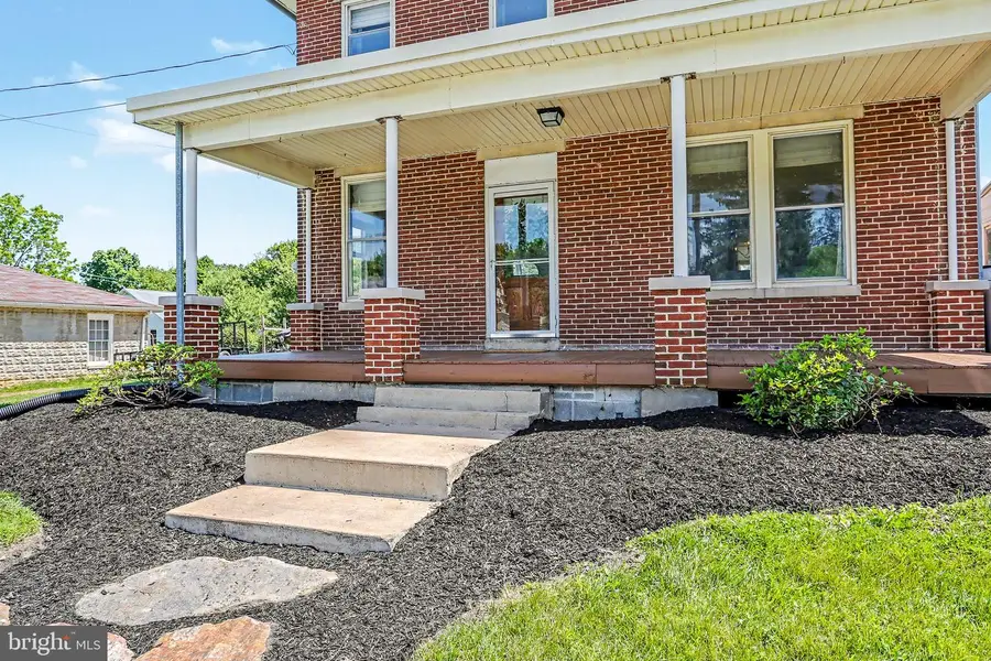 3 Homewood St, Dillsburg, PA 17019 - #2
