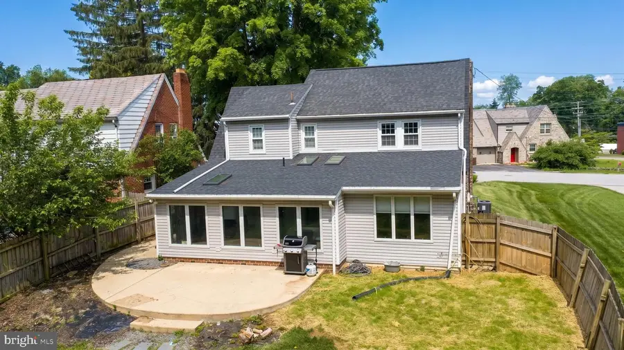 488 Hillcrest Rd, York, PA 17403 - #2