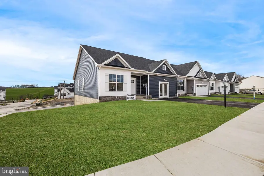 220 Ridge View Ln, Hanover, PA 17331 - #2