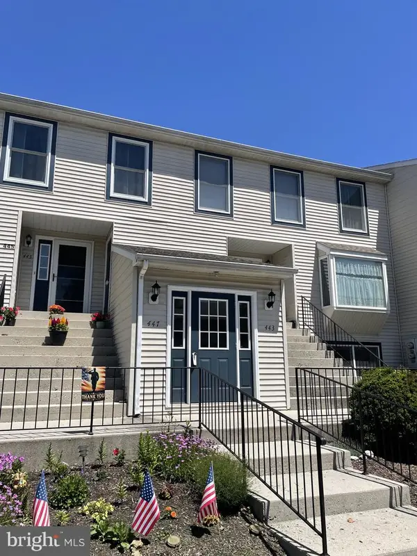 443 Springbrook Ct, HANOVER, PA 17331