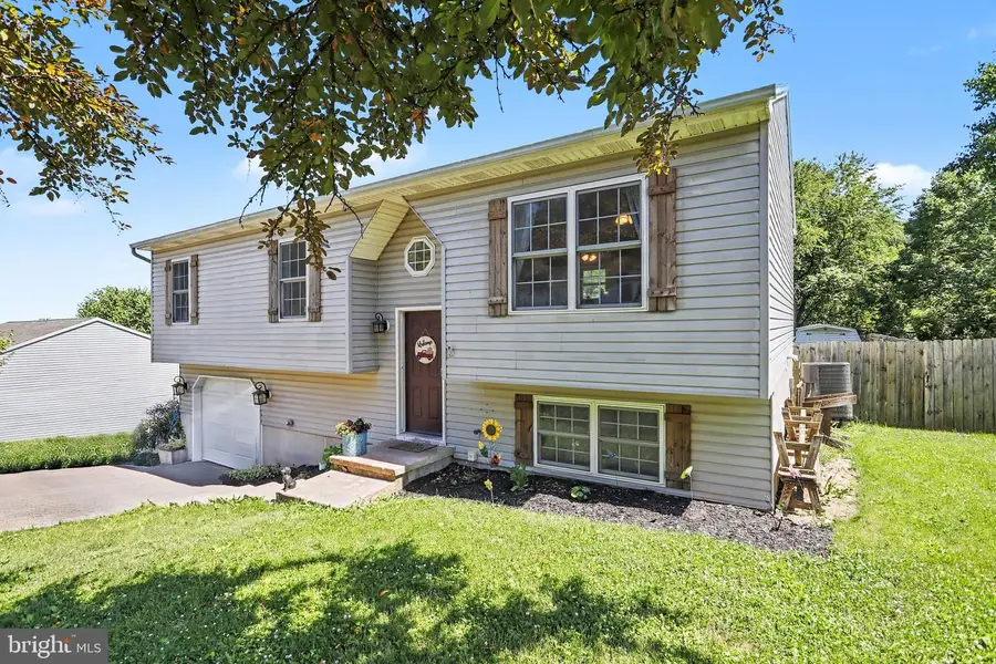 50 Rebecca Dr, York Haven, PA 17370 - #3
