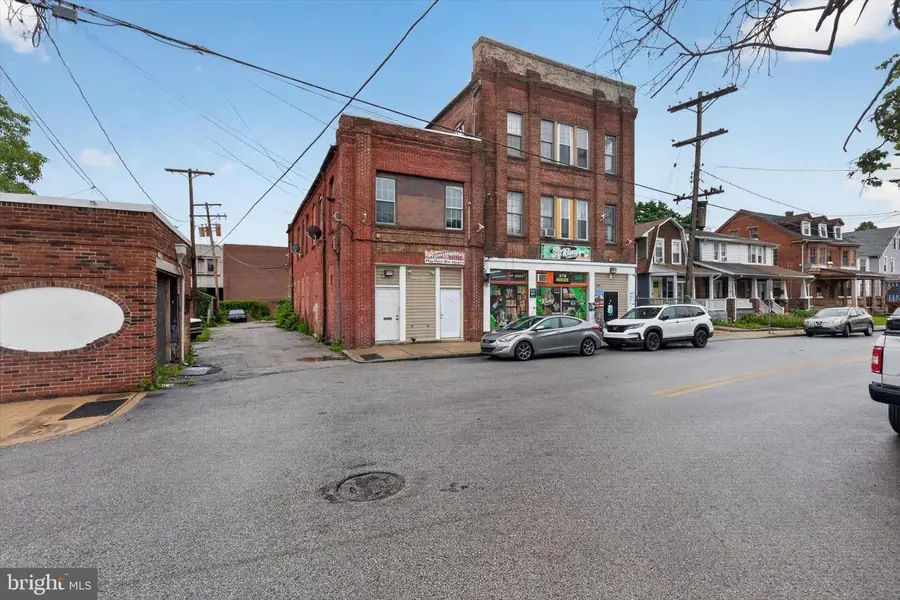 22 N State St, York, PA 17403 - #2