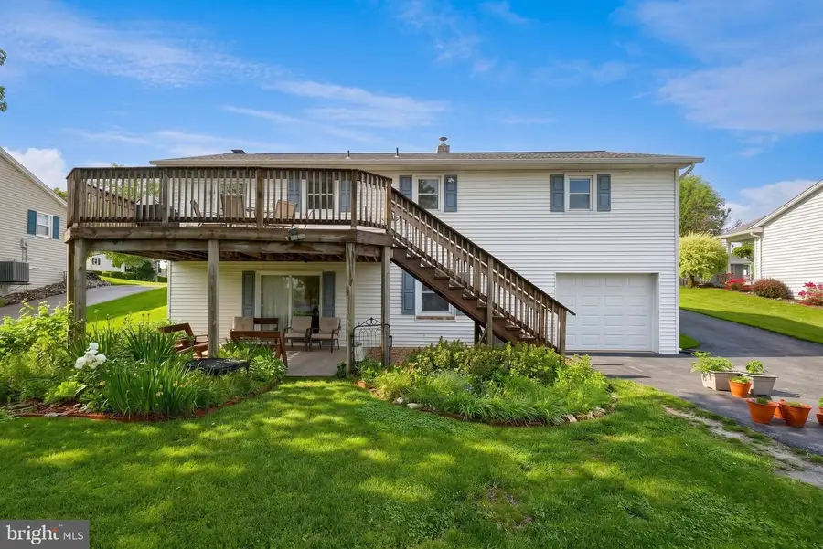 221 Perry Ave, York, PA 17408 - #3