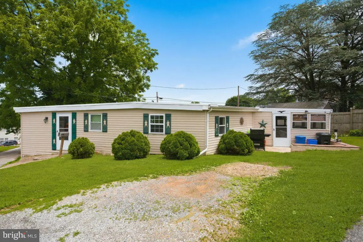 116 Howard Ave, Wrightsville, PA 17368 - #1