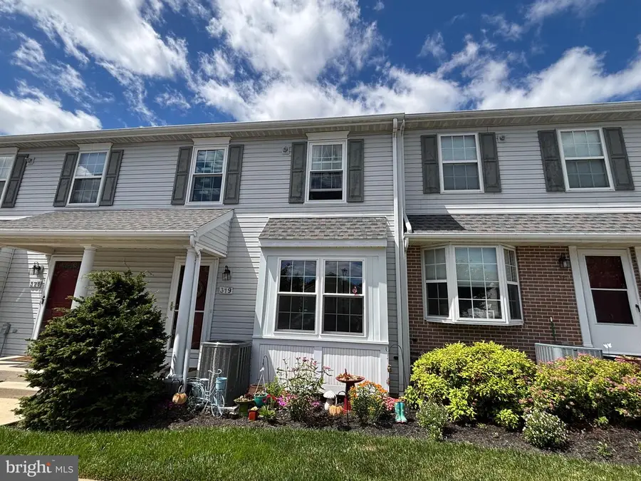 319 Cherry St #13, Red Lion, PA 17356 - #2