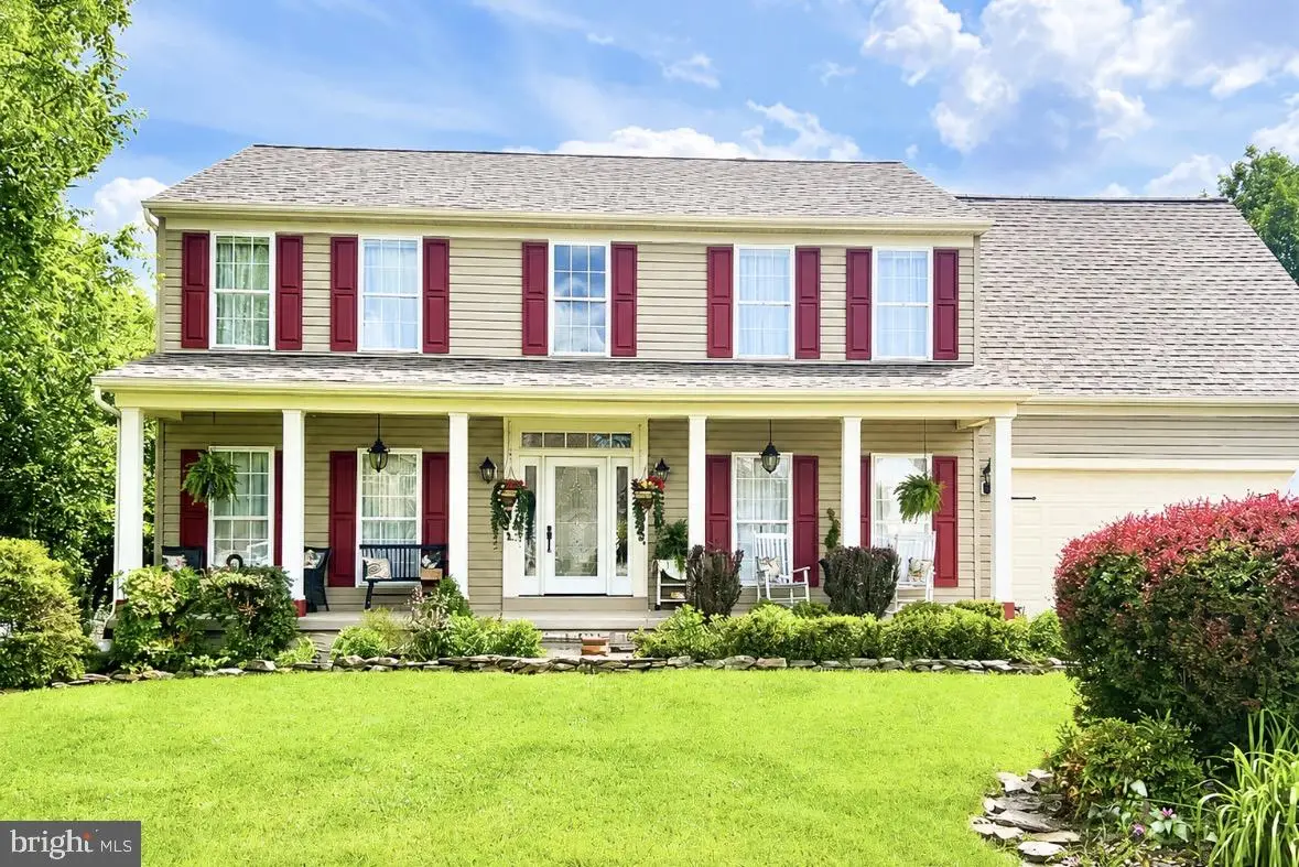 383 El Vista Dr, Hanover, PA 17331 - #1