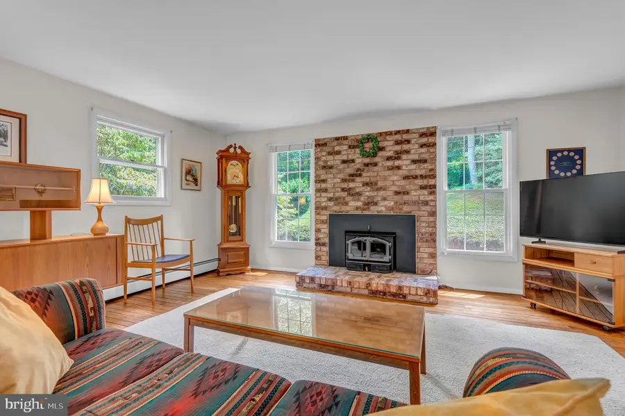 580 Well Dr, New Freedom, PA 17349 - #3