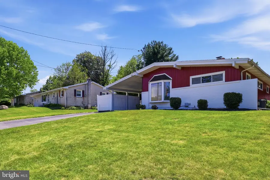 2060 Sandalwood Ct, York, PA 17404 - #2