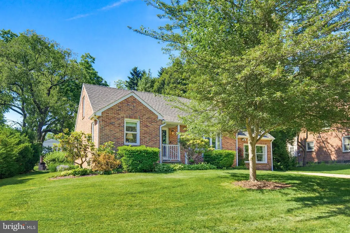 459 Waters Rd, York, PA 17403 - #1