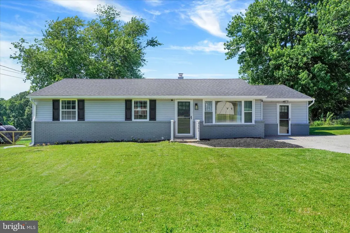 4161 Walters Hatchery Rd, York, PA 17408 - #1