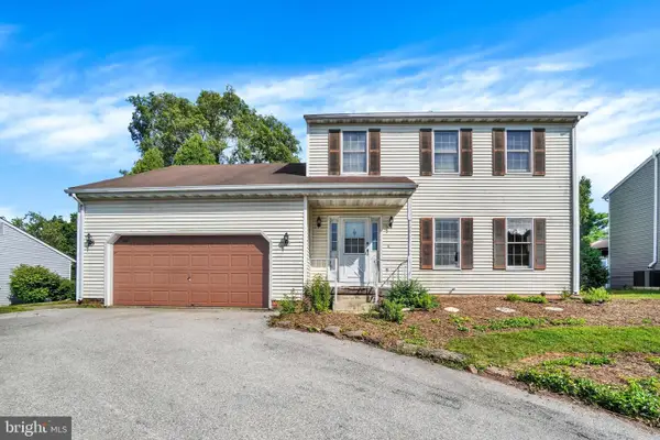 1641 Rainbow Cir, YORK, PA 17408
