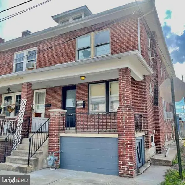 10 N Pearl St, YORK, PA 17404