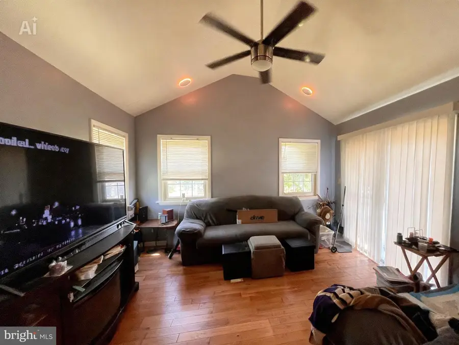 46 Allen Dr, Hanover, PA 17331 - #2