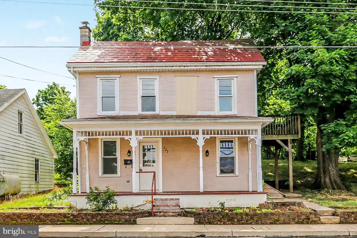 227 Gettysburg St, Dillsburg, PA 17019 - #1