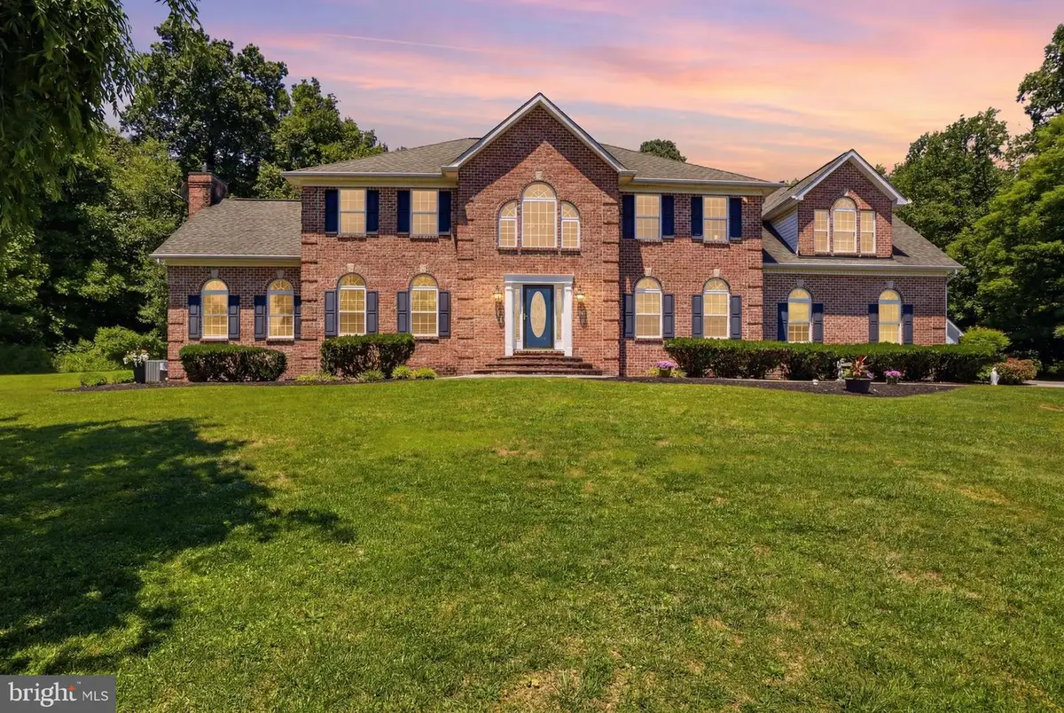 6340 Hunters Ridge Ln, Stewartstown, PA 17363 - #1