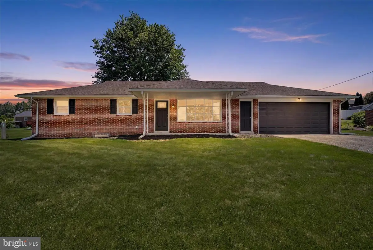 9 Wildasin Dr, York, PA 17407 - #1