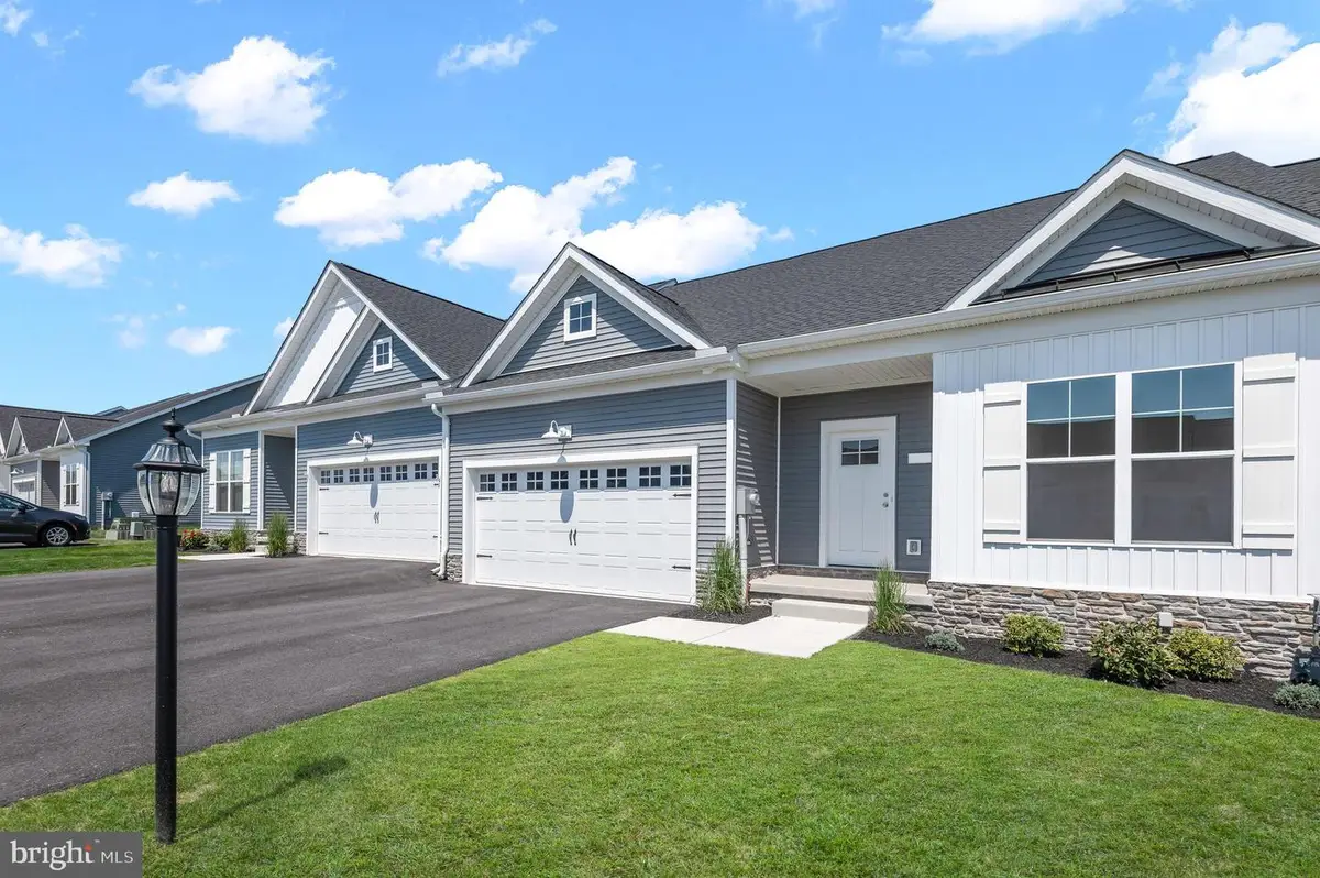 232 Ridge View Ln, Hanover, PA 17331 - #1