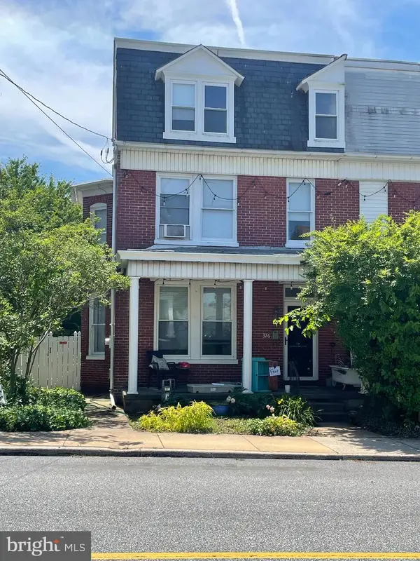 326 W Main St, DALLASTOWN, PA 17313