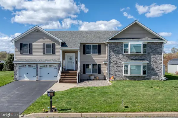 17 Vickilee Dr, WRIGHTSVILLE, PA 17368