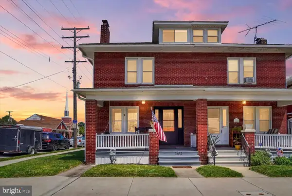 1651 W Philadelphia St, YORK, PA 17404
