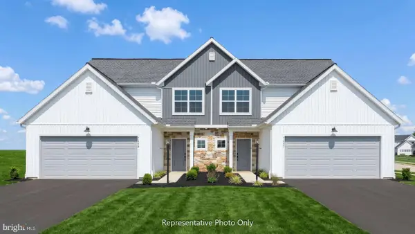 7485 Saint Patrick Ct, ABBOTTSTOWN, PA 17301