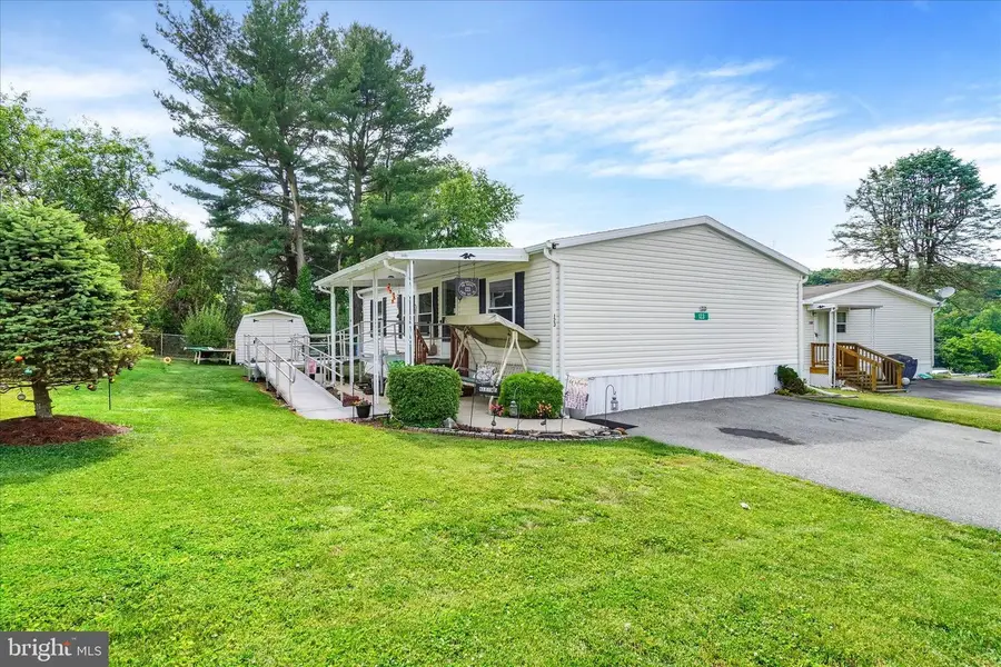 123 White Tail Ln, Windsor, PA 17366 - #2