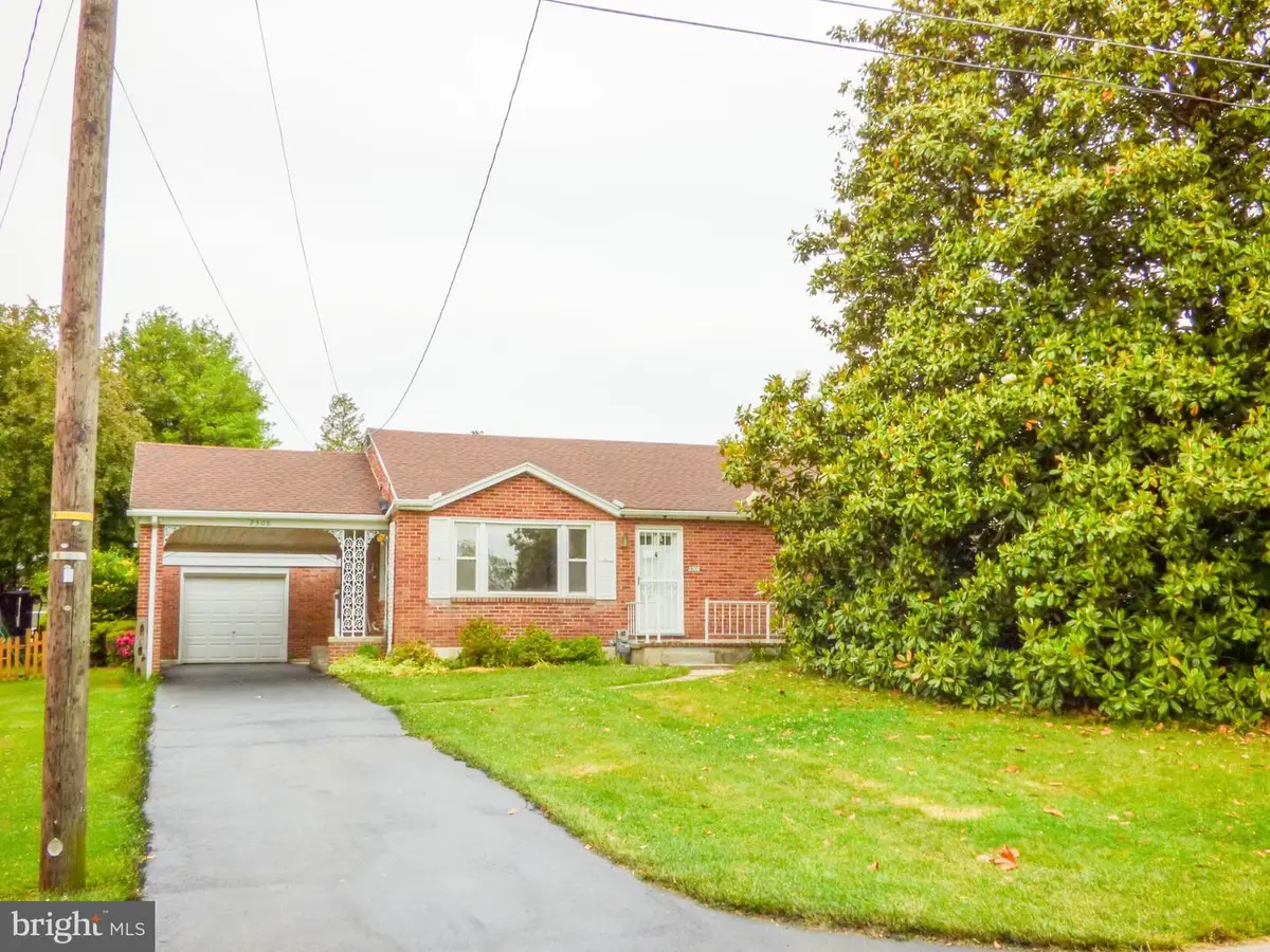 2308 Pleasant View Dr, York, PA 17406 - #1