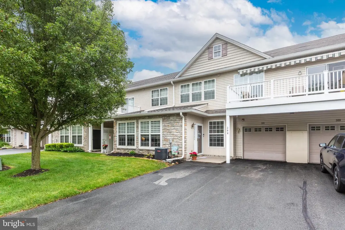 306 N Marshview Rd #306, Stewartstown, PA 17363 - #1