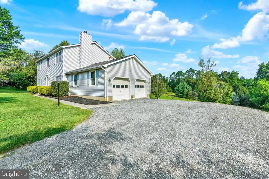 563 Deer Rd, Fawn Grove, PA 17321 - #3
