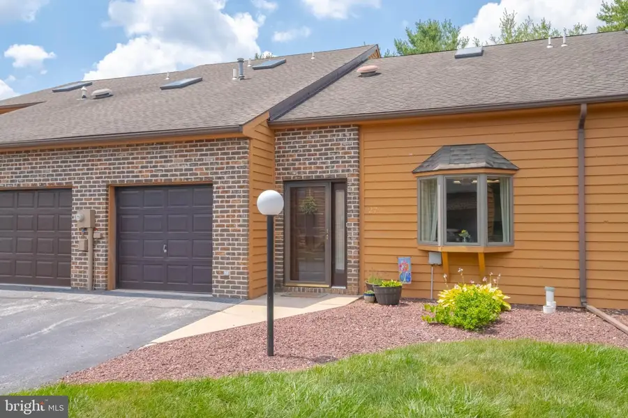 27 Westview Mnr Mnr #27, York, PA 17408 - #3