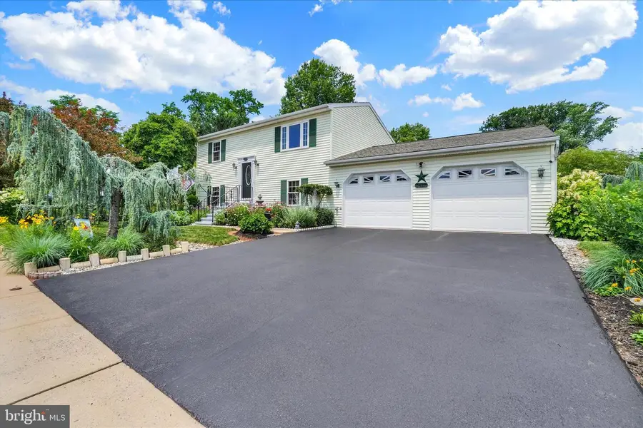 2437 Heather Rd, York, PA 17408 - #3