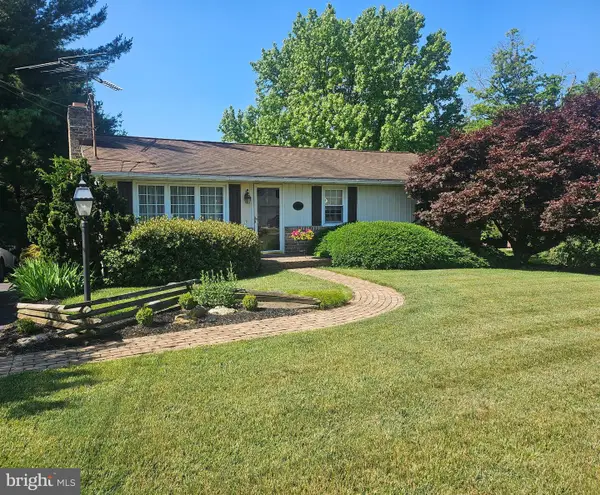 2381 Ridge Rd, GLENVILLE, PA 17329
