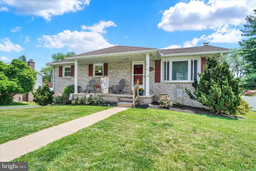 2512 Danielle Dr, Dover, PA 17315 - #2