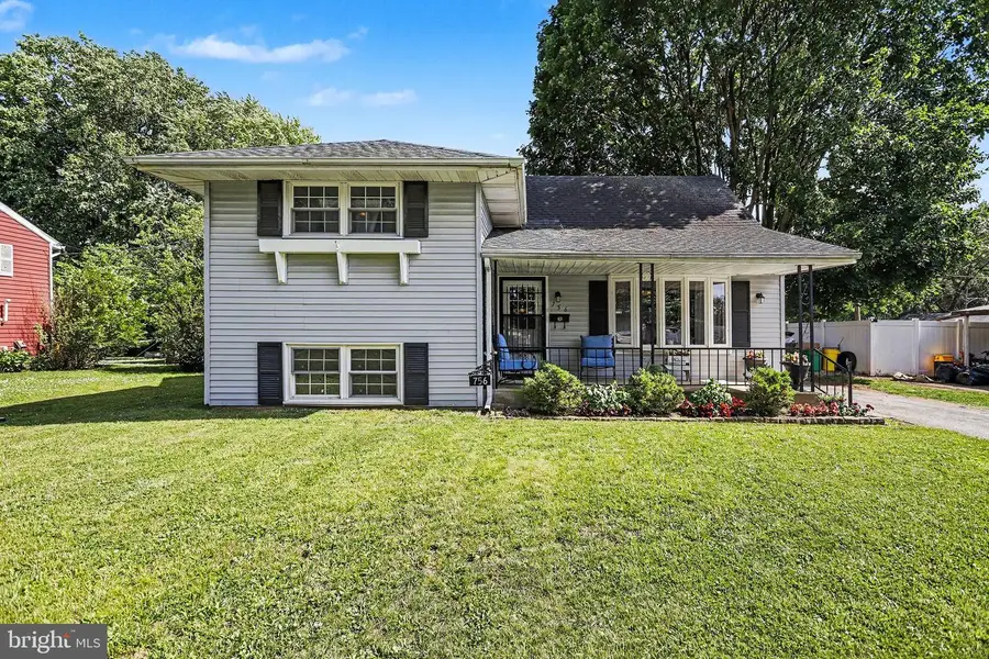 756 Fireside Rd, York, PA 17404 - #2