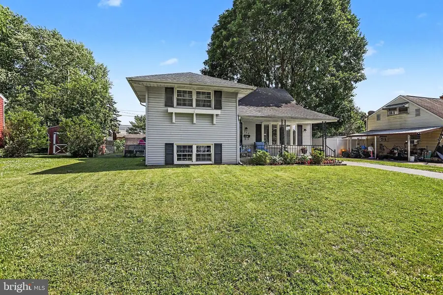 756 Fireside Rd, York, PA 17404 - #3