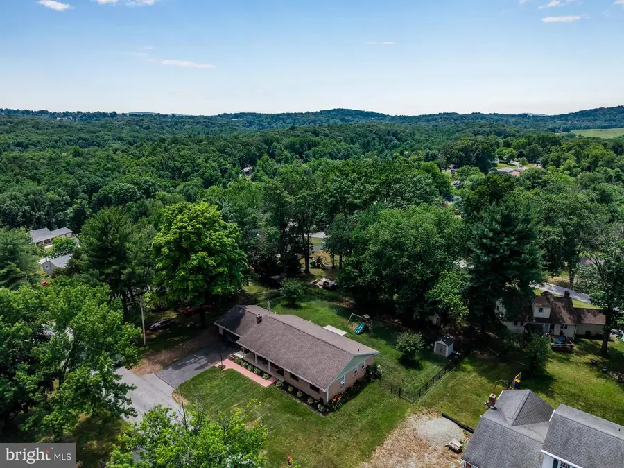 45 Mulligan Dr, Etters, PA 17319 - #2