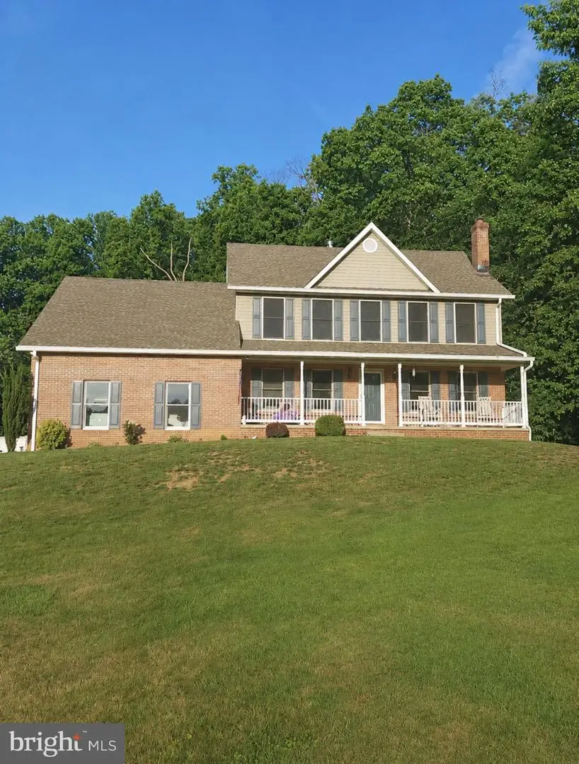 14314 Curvin Dr, Stewartstown, PA 17363 - #1
