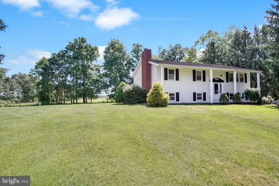 667 Diane Dr, Etters, PA 17319 - #2