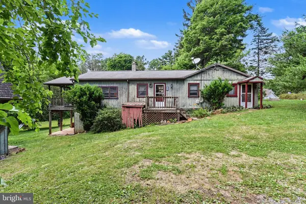 623 Ridge Rd, LEWISBERRY, PA 17339