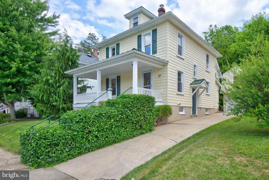 37 S Constitution Ave, New Freedom, PA 17349 - #2