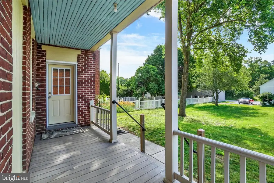 237 S Pleasant Ave, Dallastown, PA 17313 - #3