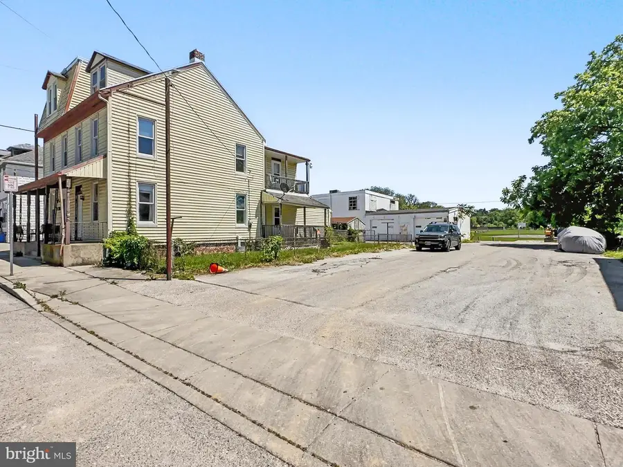 522-526 Boundary E, York, PA 17403 - #3
