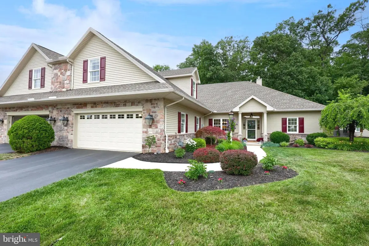 865 Meadow Ct, York, PA 17402 - #1