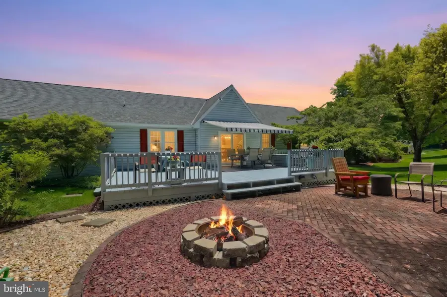 6 S Shaffer Dr, New Freedom, PA 17349 - #2